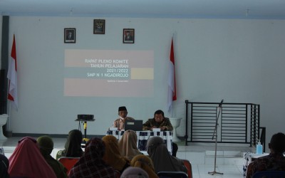 Rapat Pleno Komite SMP NEGERI 1 NGADIROJO